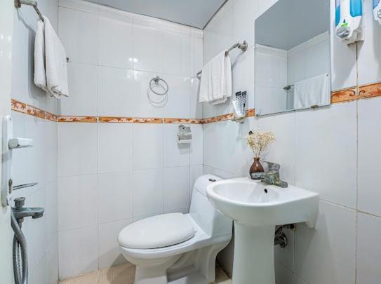 Hanoi Rose Flower Hotel & Spa Ngoại thất bức ảnh
