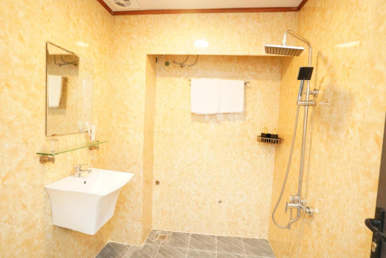 Hanoi Rose Flower Hotel & Spa Ngoại thất bức ảnh